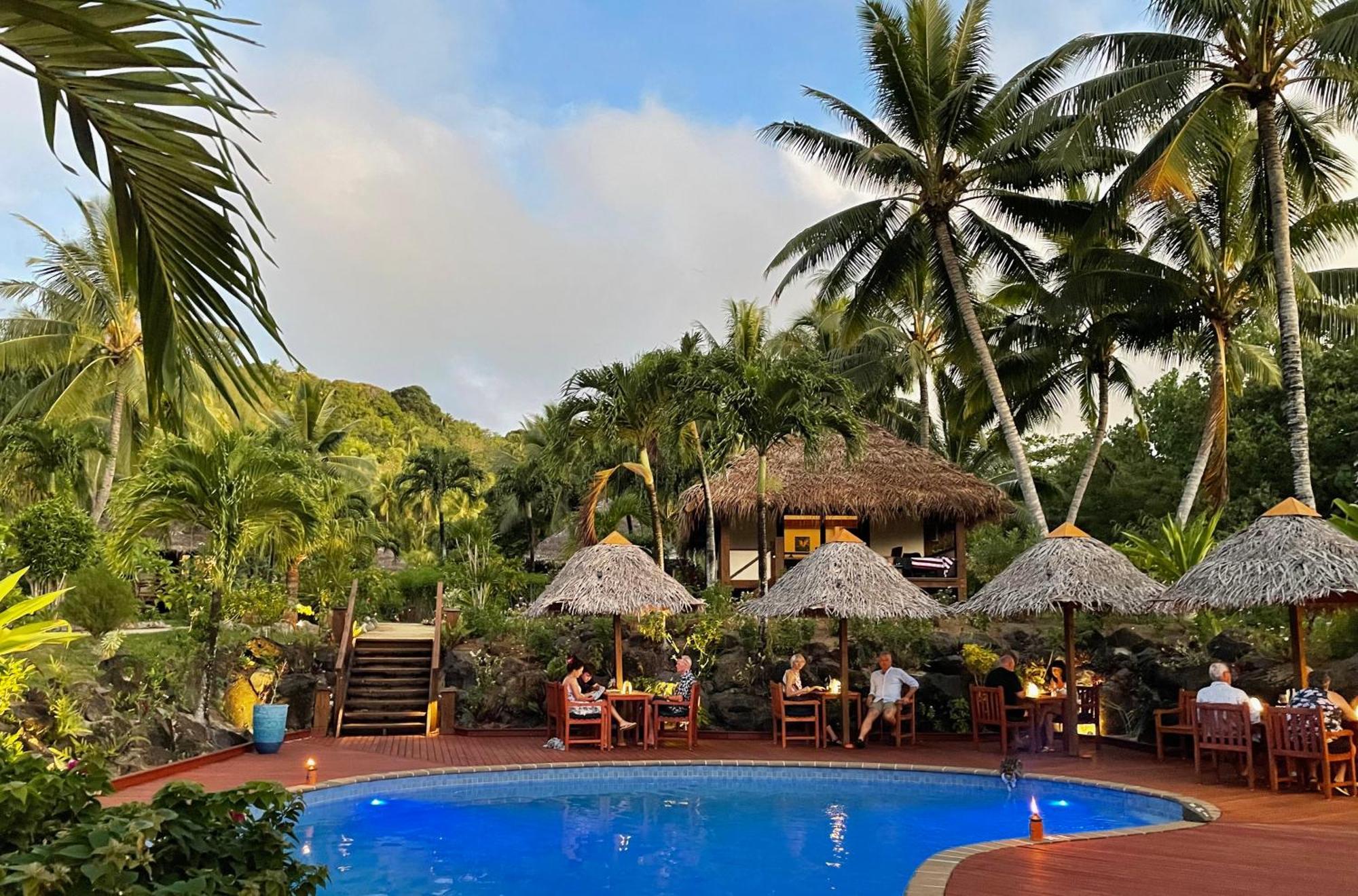 Etu Moana Boutique Beach Villas - Adults Only Arutanga Bagian luar foto