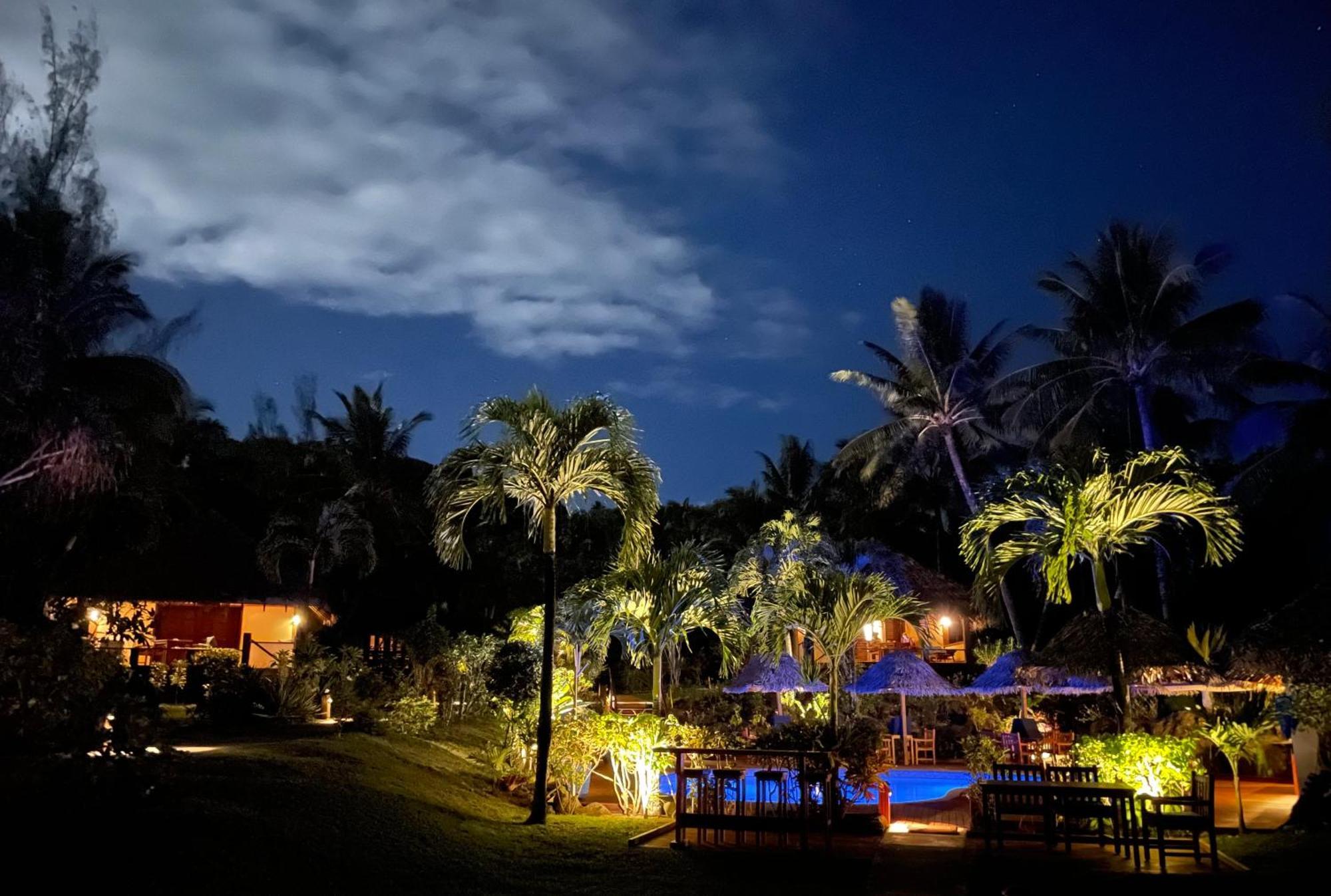 Etu Moana Boutique Beach Villas - Adults Only Arutanga Bagian luar foto