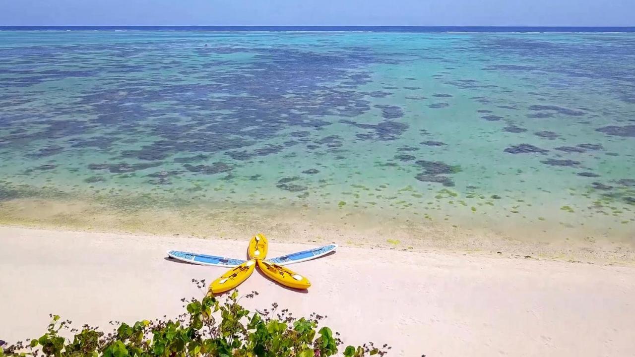 Etu Moana Boutique Beach Villas - Adults Only Arutanga Bagian luar foto